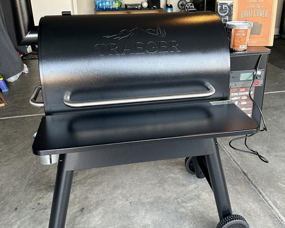 Traeger Pro 34 smoker grill